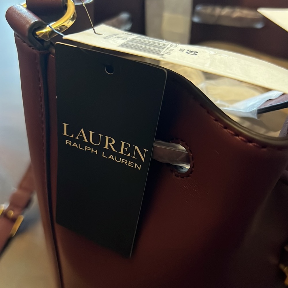 Lauren Ralph Lauren
Leather Medium Andie Drawstring Bag - Picture 10 of 12